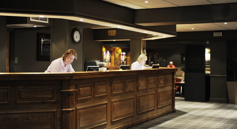Village Hotel Manchester Хайд Экстерьер фото